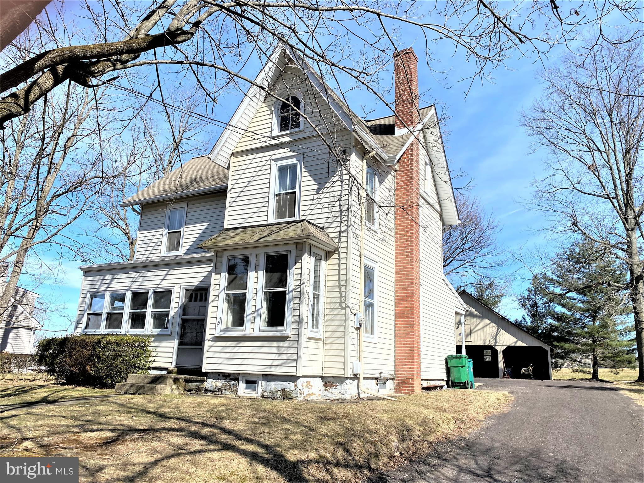 137 Middle Road Dublin, PA 18917 - Photo 4 of 53