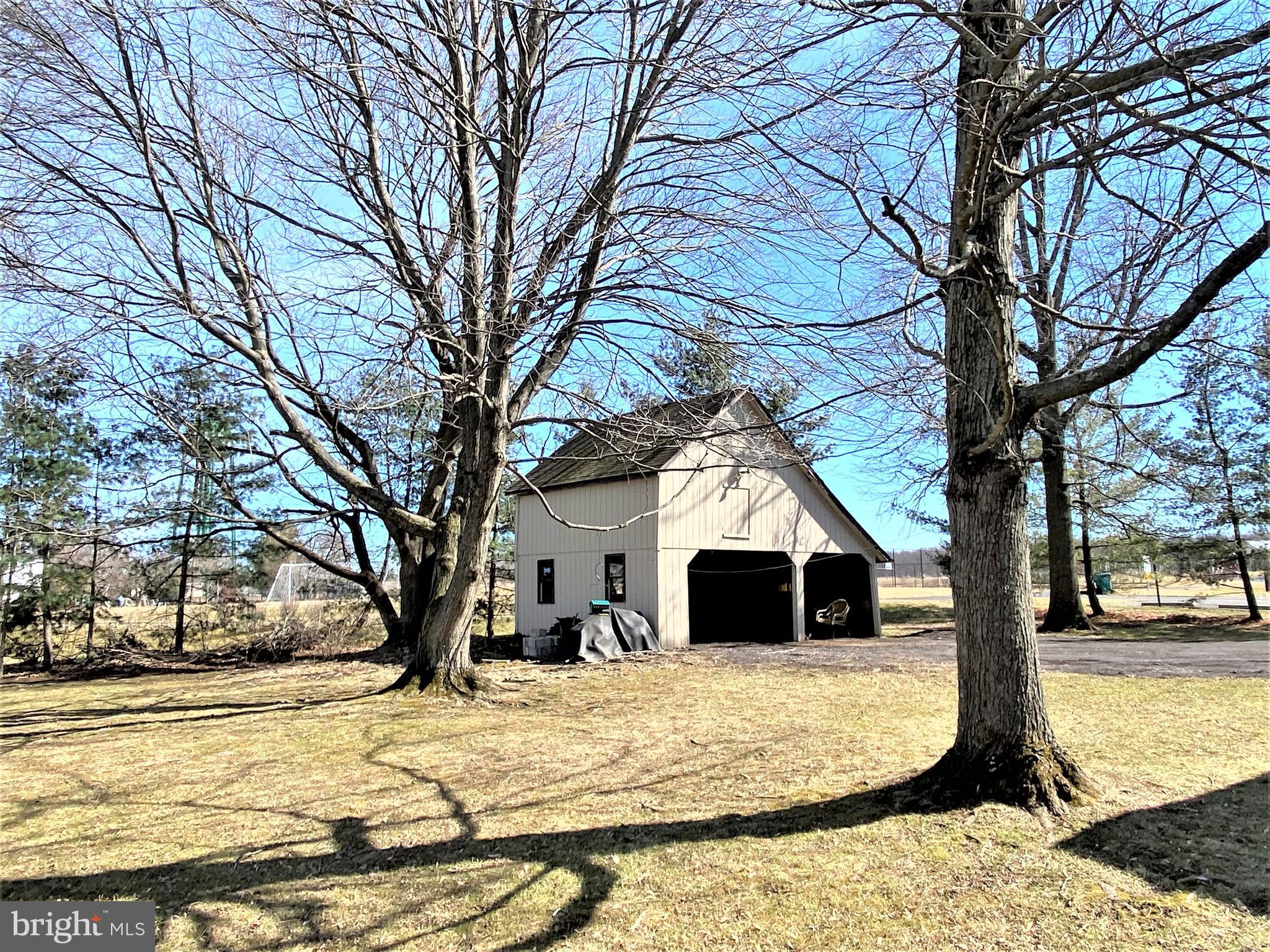 137 Middle Road Dublin, PA 18917 - Photo 50 of 53