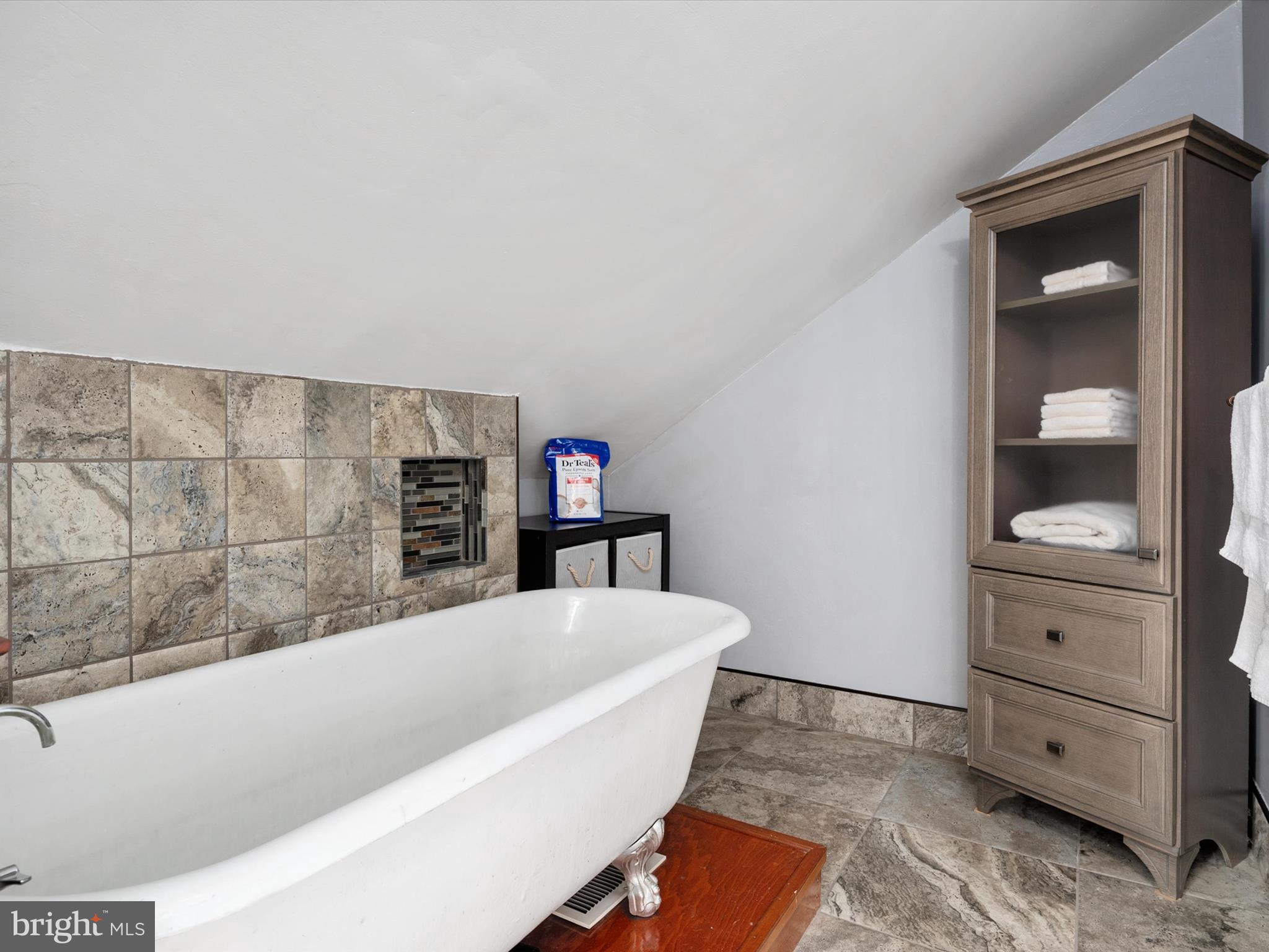 1101 Furnace Road Linthicum Heights, MD 21090 - Photo 46 of 73 a bathroom with a bathtub and a sink