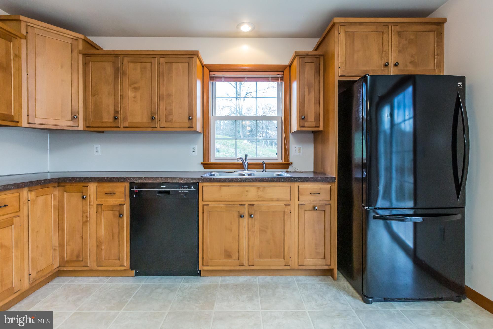 985 Elverson Road Morgantown, PA 19543 - Photo 9 of 35 Gallery Image 9