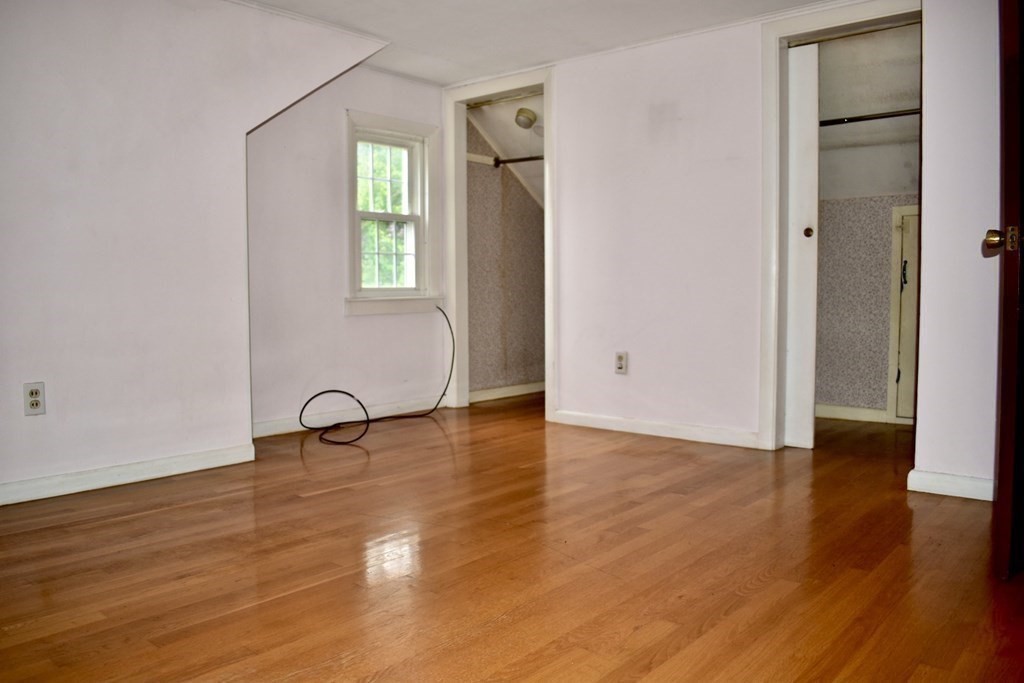 30 Darnell Road Worcester, MA 01606 - Photo 11 of 19 Gallery Image 11