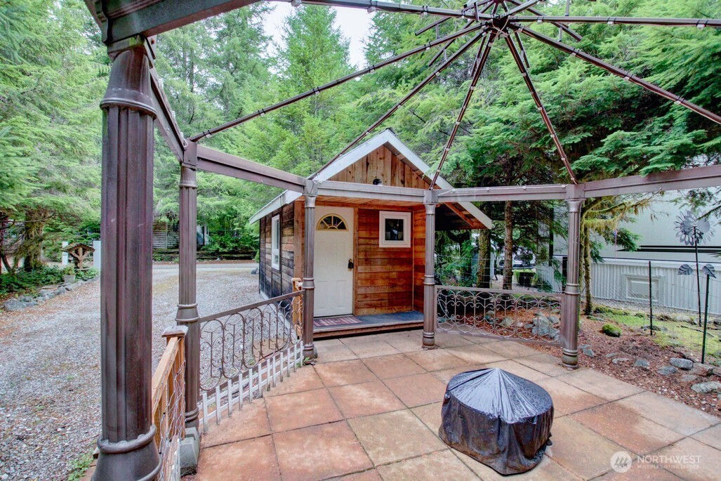 32 4 Branch Circle Maple Falls, WA 98266 - Photo 2 of 31