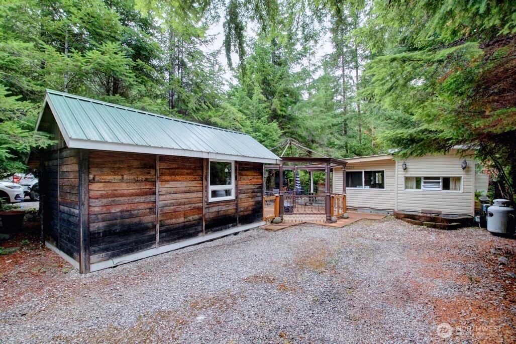 32 4 Branch Circle Maple Falls, WA 98266 - Photo 4 of 31