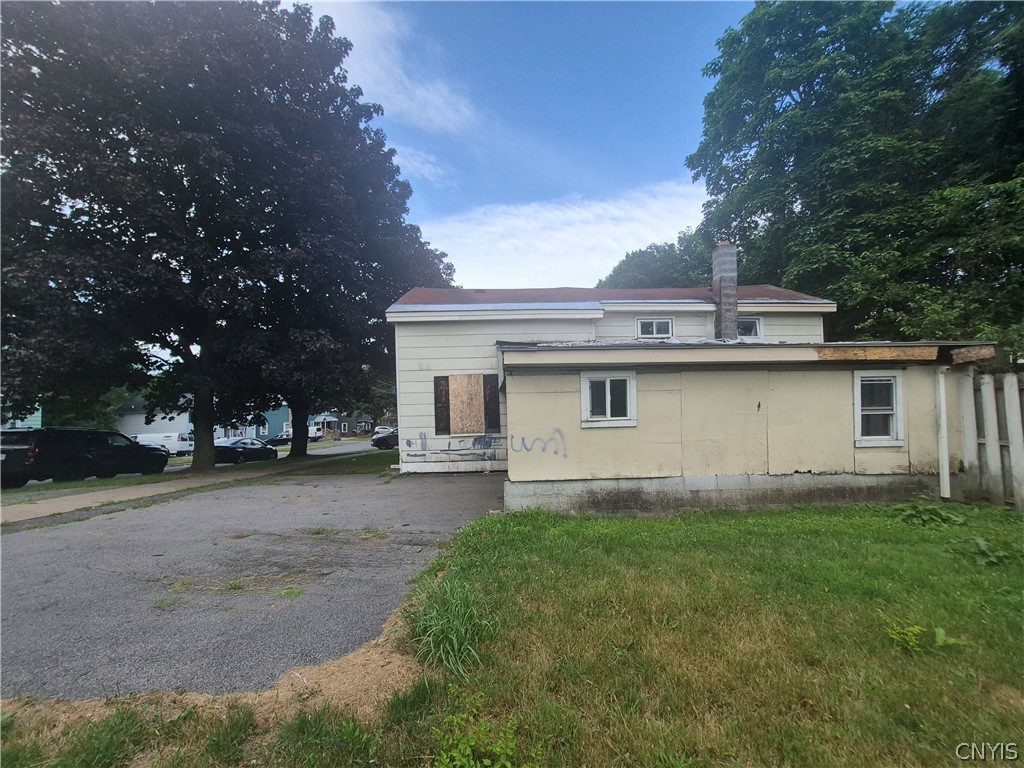 508 Rochester Street Fulton, NY 13069 - Photo 2 of 5 Gallery Image 2