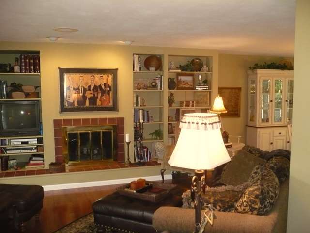 1004 Tottenham Court Washington, IL 61571 - Photo 2 of 15 Gallery Image 2