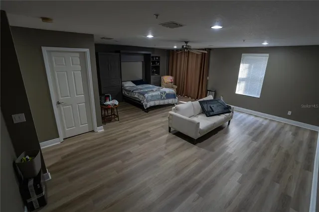 $5,100 | 4639 Overlook Drive Northeast, St. Petersburg, FL 33703