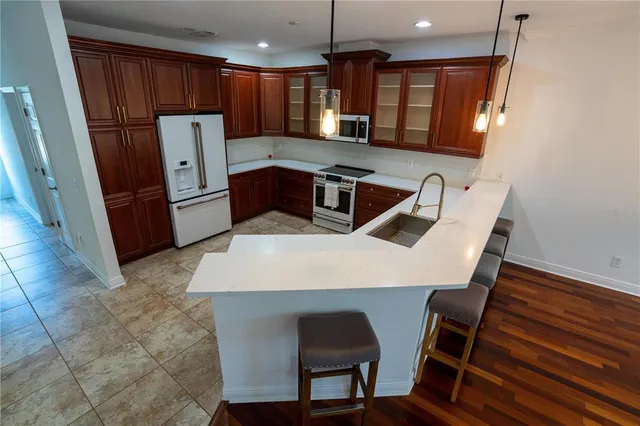 $5,100 | 4639 Overlook Drive Northeast, St. Petersburg, FL 33703