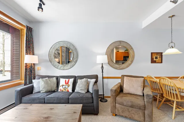 $339,500 | 112 High Ridge Road, Unit D05, Killington, VT 05751