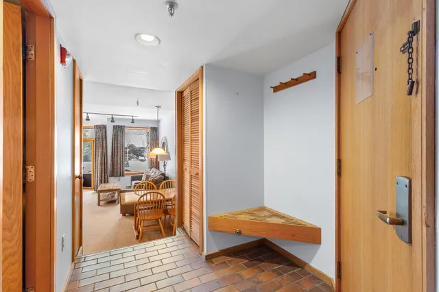 $339,500 | 112 High Ridge Road, Unit D05, Killington, VT 05751