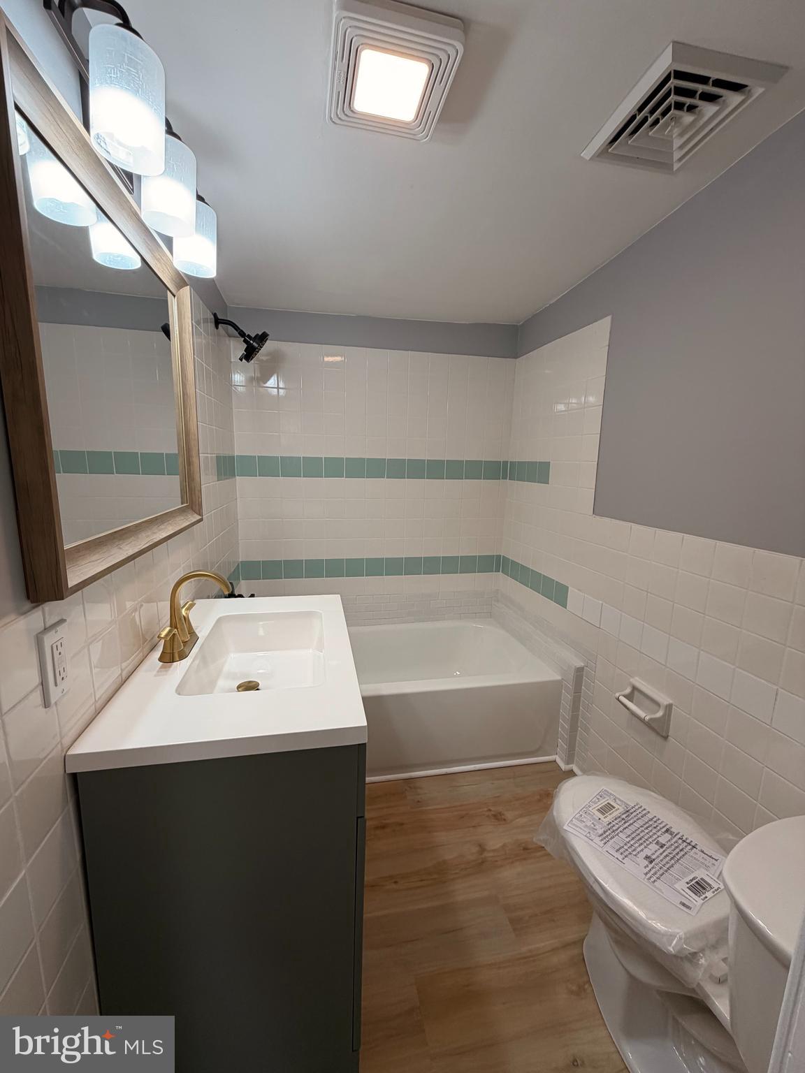 46 Penn Street Penns Grove, NJ 08069 - Photo 8 of 14