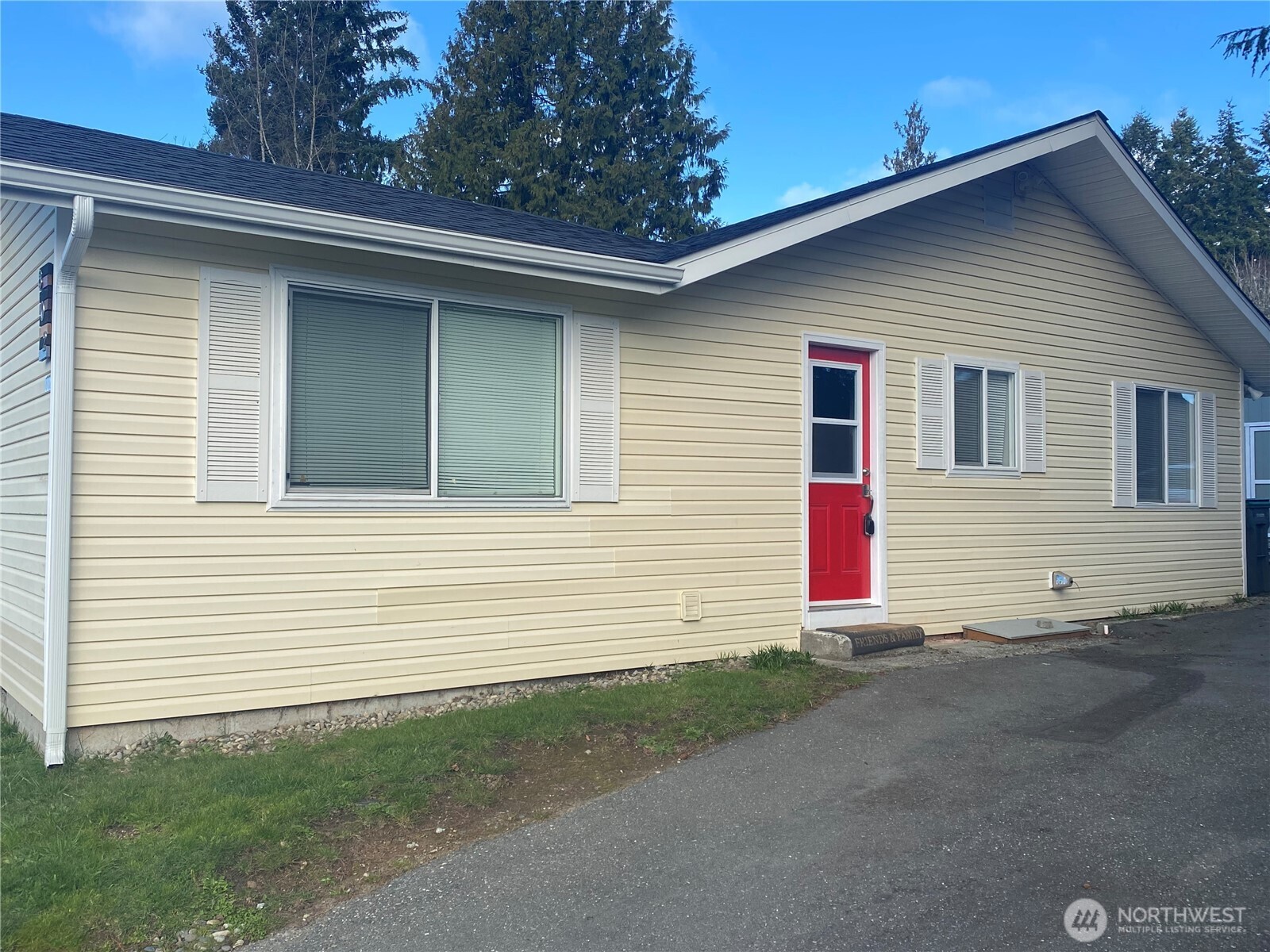 802 Hanford Avenue Bremerton, WA 98310 - Photo 14 of 16