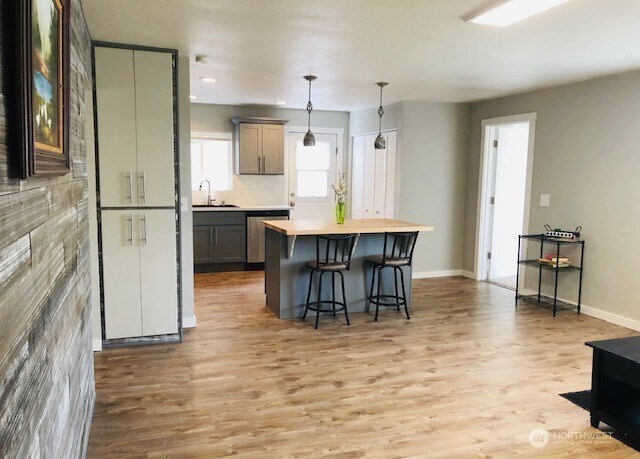 802 Hanford Avenue Bremerton, WA 98310 - Photo 4 of 16