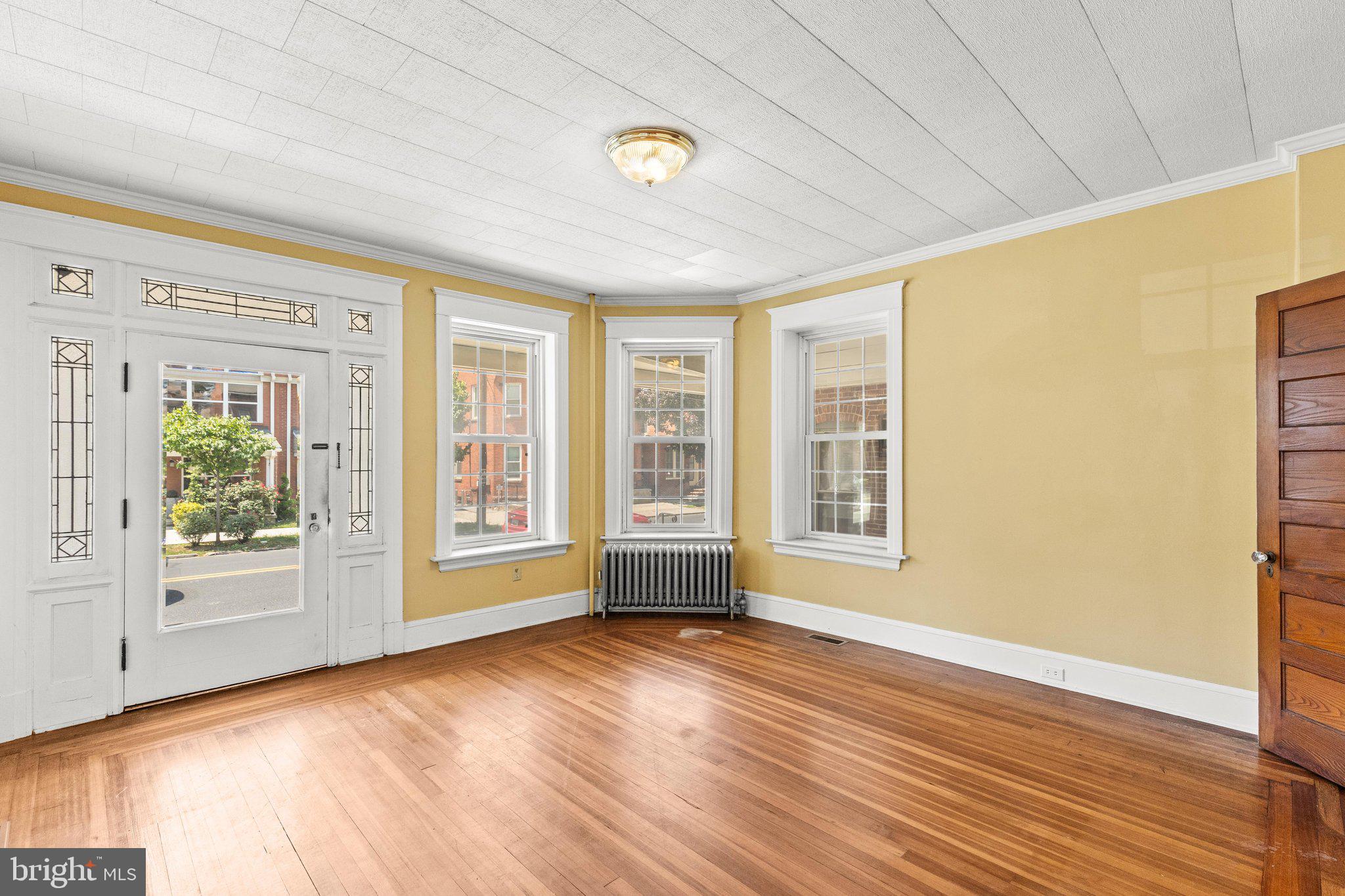 228 Baltimore Street Hanover, PA 17331 - Photo 9 of 57