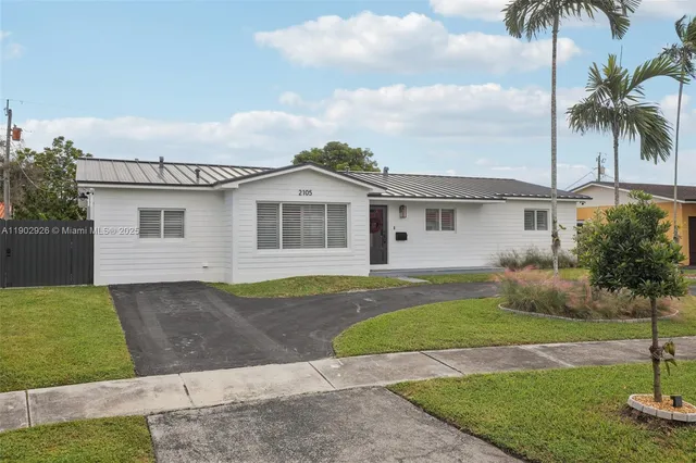 $1,100,000 | 2105 Southwest 98th Avenue, Miami, FL 33165