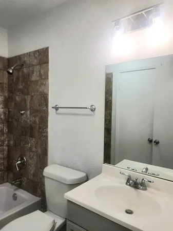 $615,000 | 6828 Brentwood Stair Road, Fort Worth, TX 76112