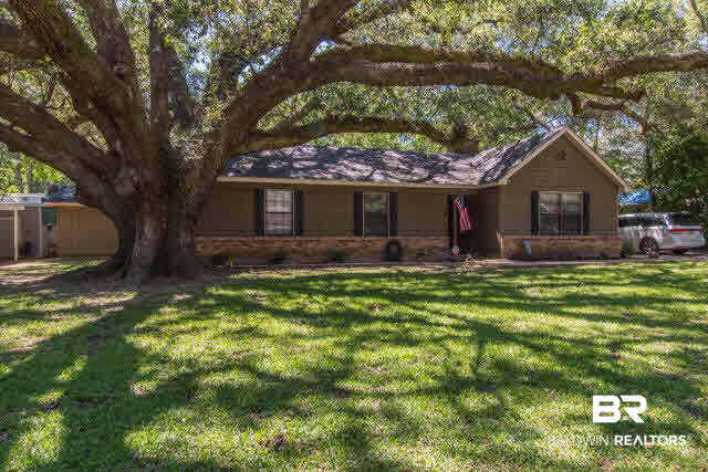 5512 Plantation Road Theodore, AL 36582 - Photo 2 of 20 Majestic Old Oaks