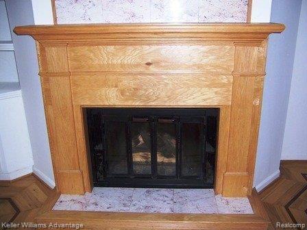22207 Pondview Novi, MI 48375 - Photo 5 of 18 Fireplace up close