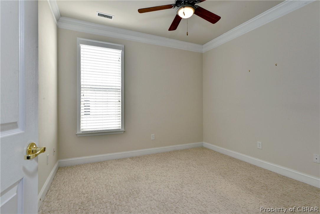 4244 Old Lock Road Williamsburg, VA 23188 - Photo 22 of 31 The two guest rooms share a full hall bath.