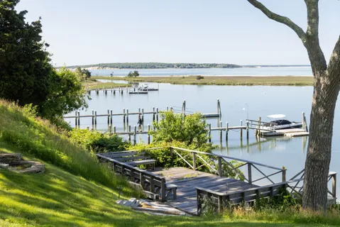 $18,000,000 | 1350 West West Cove Road, Cutchogue, NY 11935