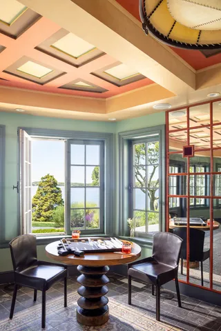 $18,000,000 | 1350 West West Cove Road, Cutchogue, NY 11935