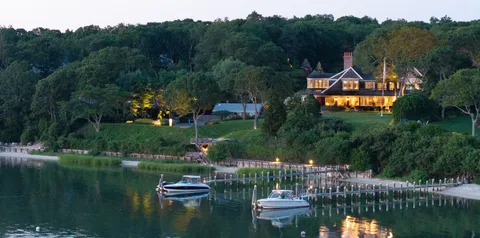 $18,000,000 | 1350 West West Cove Road, Cutchogue, NY 11935