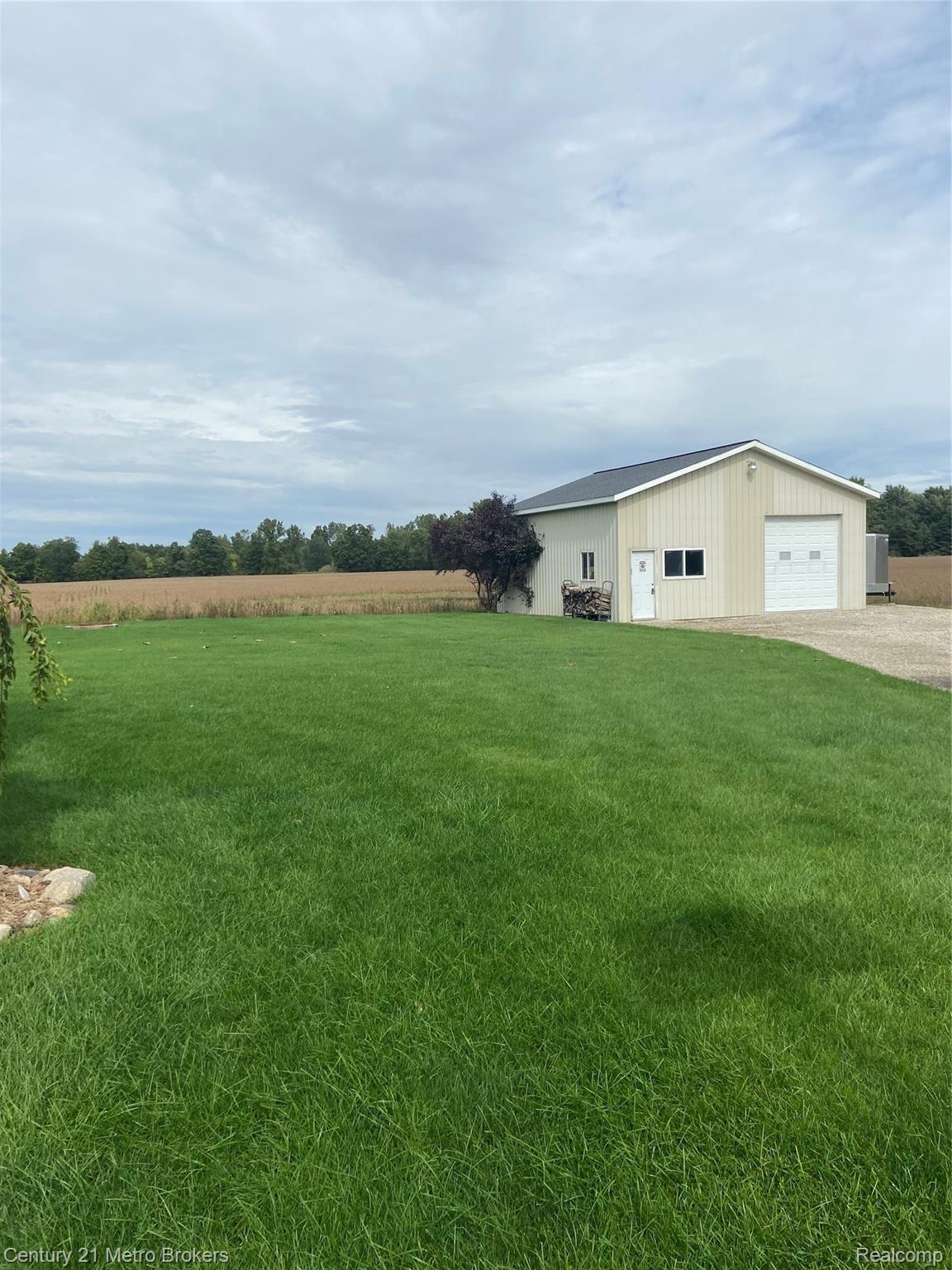 11573 East Brooks Road Lennon, MI 48449 - Photo 51 of 58 IMG-1945.jpg