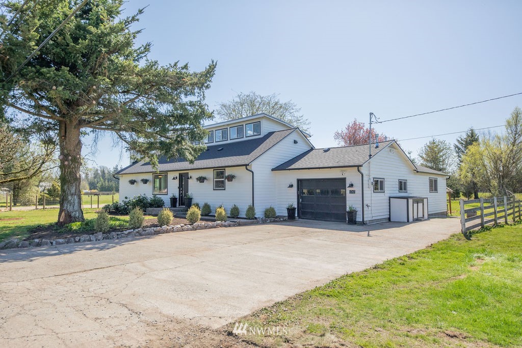 1747 Harksell Road Ferndale, WA 98248 - Photo 2 of 40