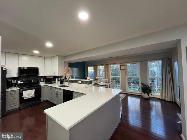 $570,000 | 24 Aurelie Drive, Fredericksburg, VA 22406