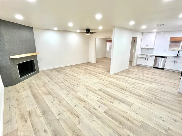 $355,888 | 28451 Murrieta Road, Menifee, CA 92586