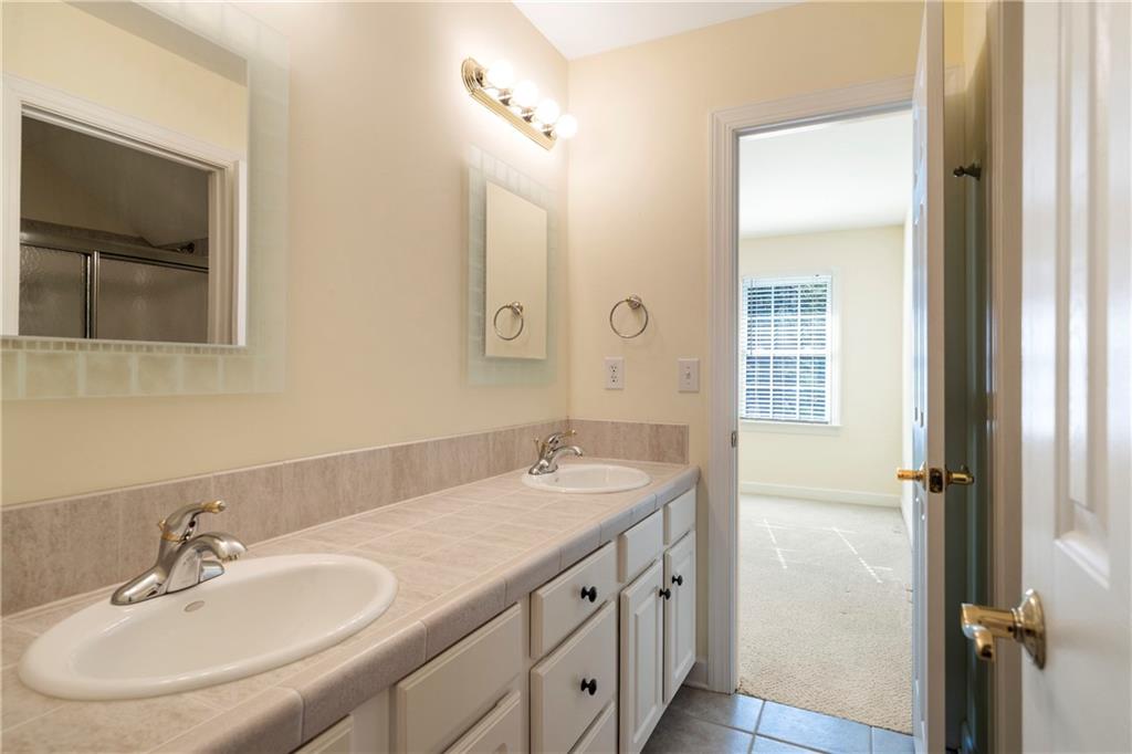 4868 Rio De Luna Hickory, NC 28601 - Photo 19 of 36 Gallery Image 19