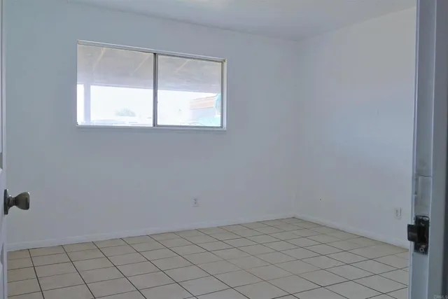 $350,000 | 1090 North 17th Street, El Centro, CA 92243