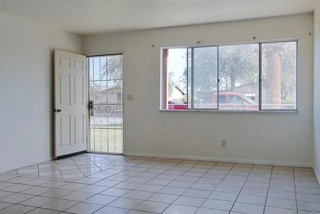 $350,000 | 1090 North 17th Street, El Centro, CA 92243