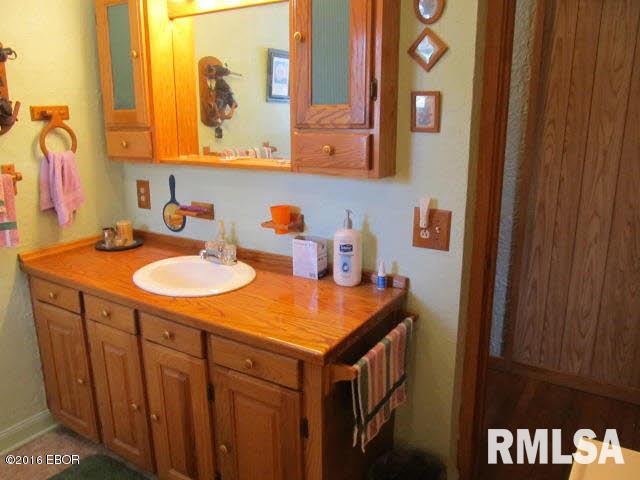 901 Airport Road Mount Vernon, IL 62864 - Photo 20 of 38