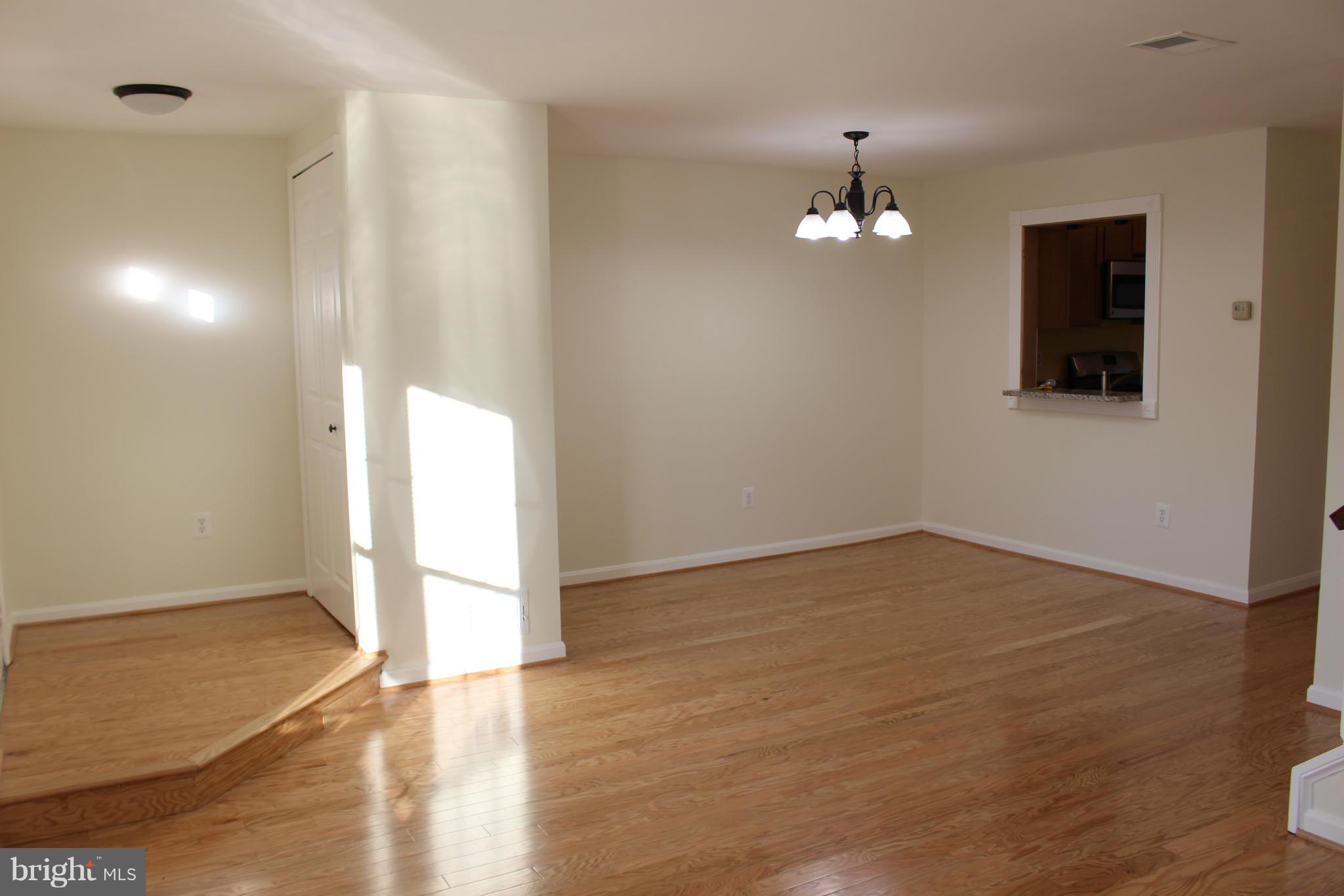 8007 Dayspring Court Springfield, VA 22153 - Photo 3 of 14 Dining Room