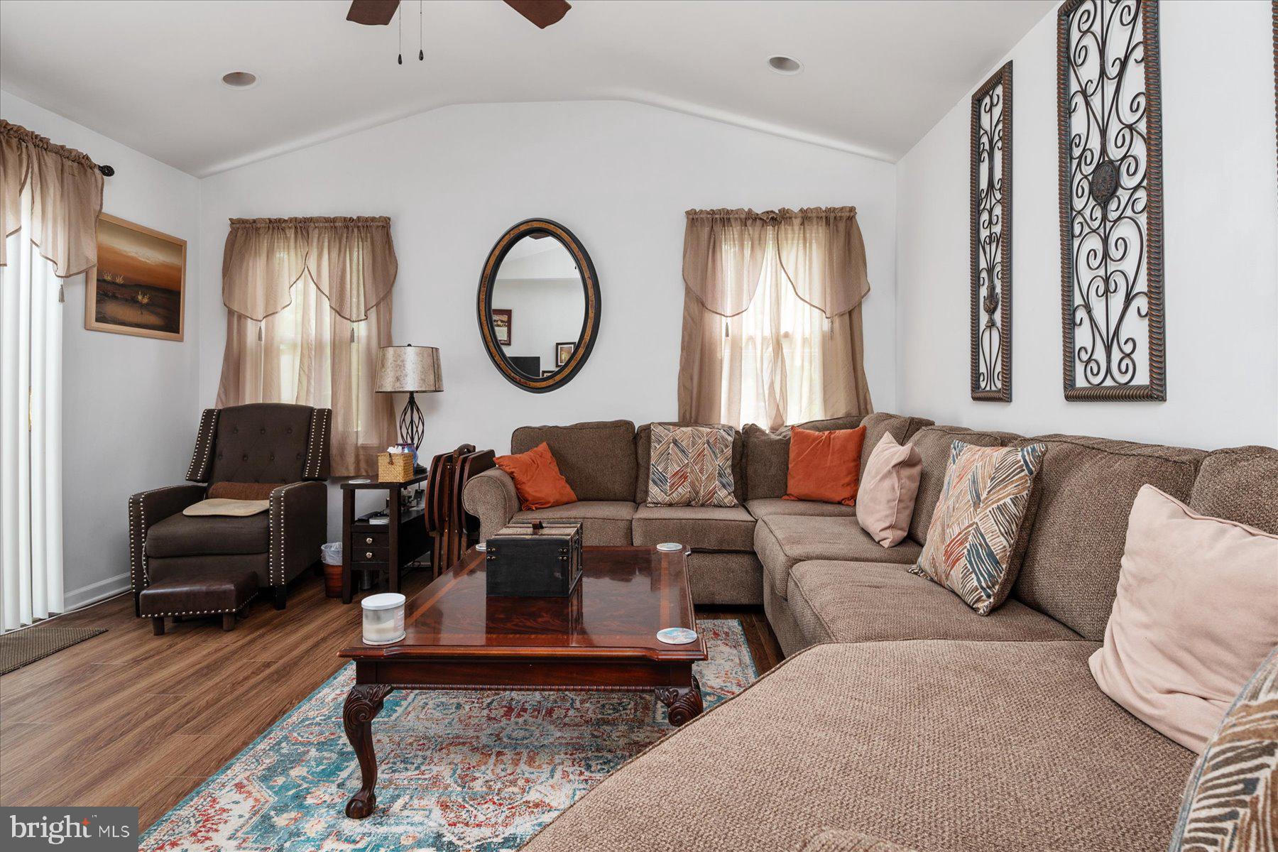 548 Sunset Knoll Road Pasadena, MD 21122 - Photo 15 of 39 2nd Living Room