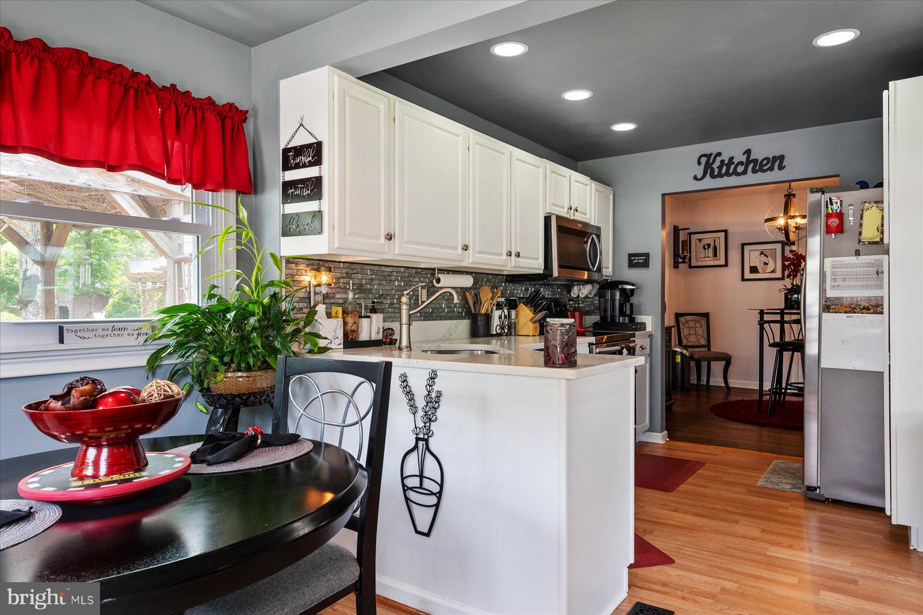 548 Sunset Knoll Road Pasadena, MD 21122 - Photo 3 of 39