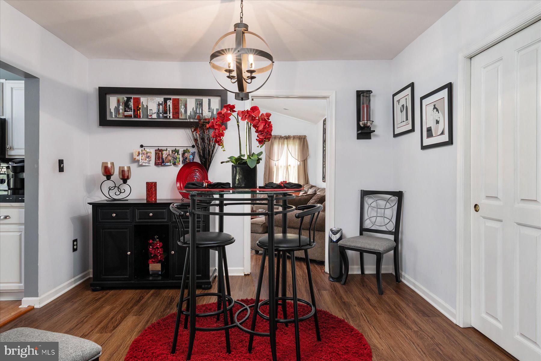 548 Sunset Knoll Road Pasadena, MD 21122 - Photo 8 of 39 Formal Dining Room