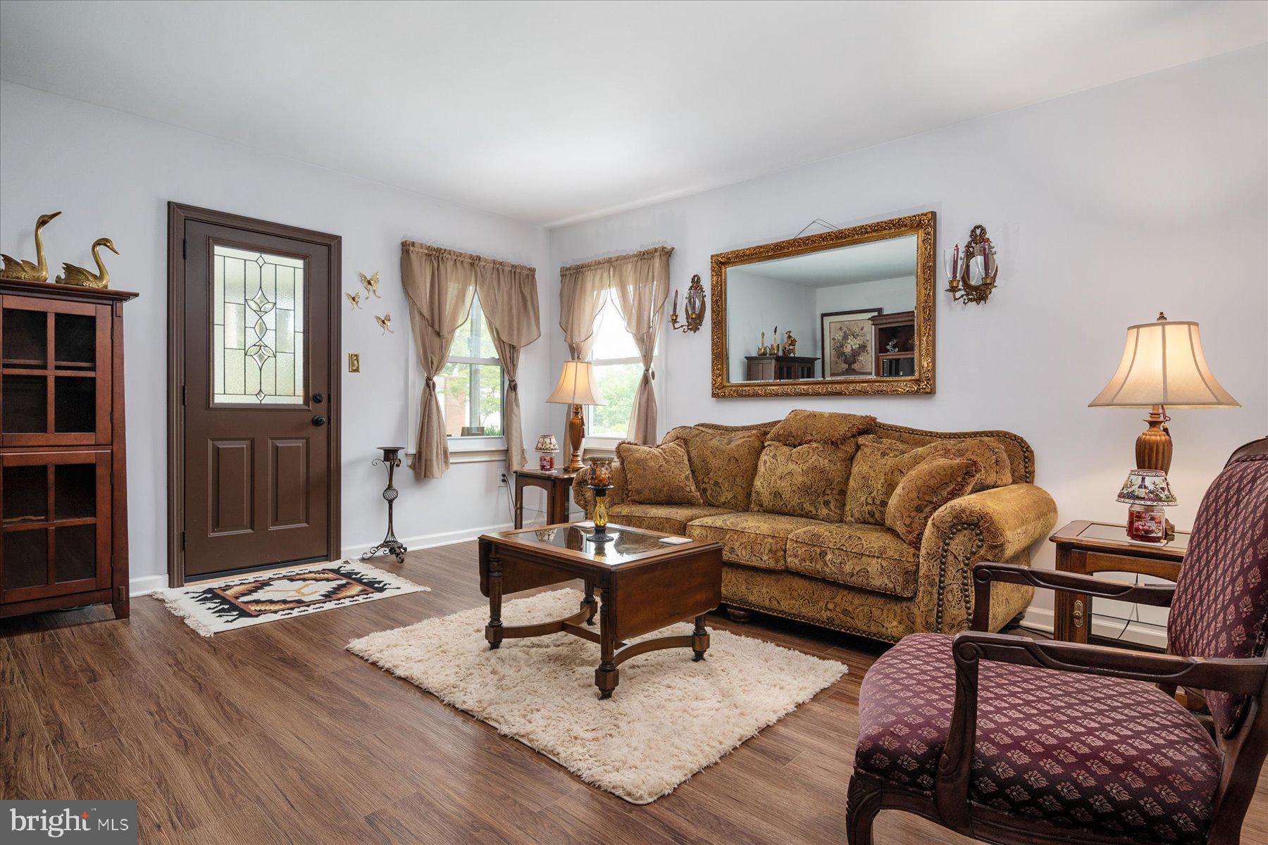 548 Sunset Knoll Road Pasadena, MD 21122 - Photo 9 of 39 Formal Living Room