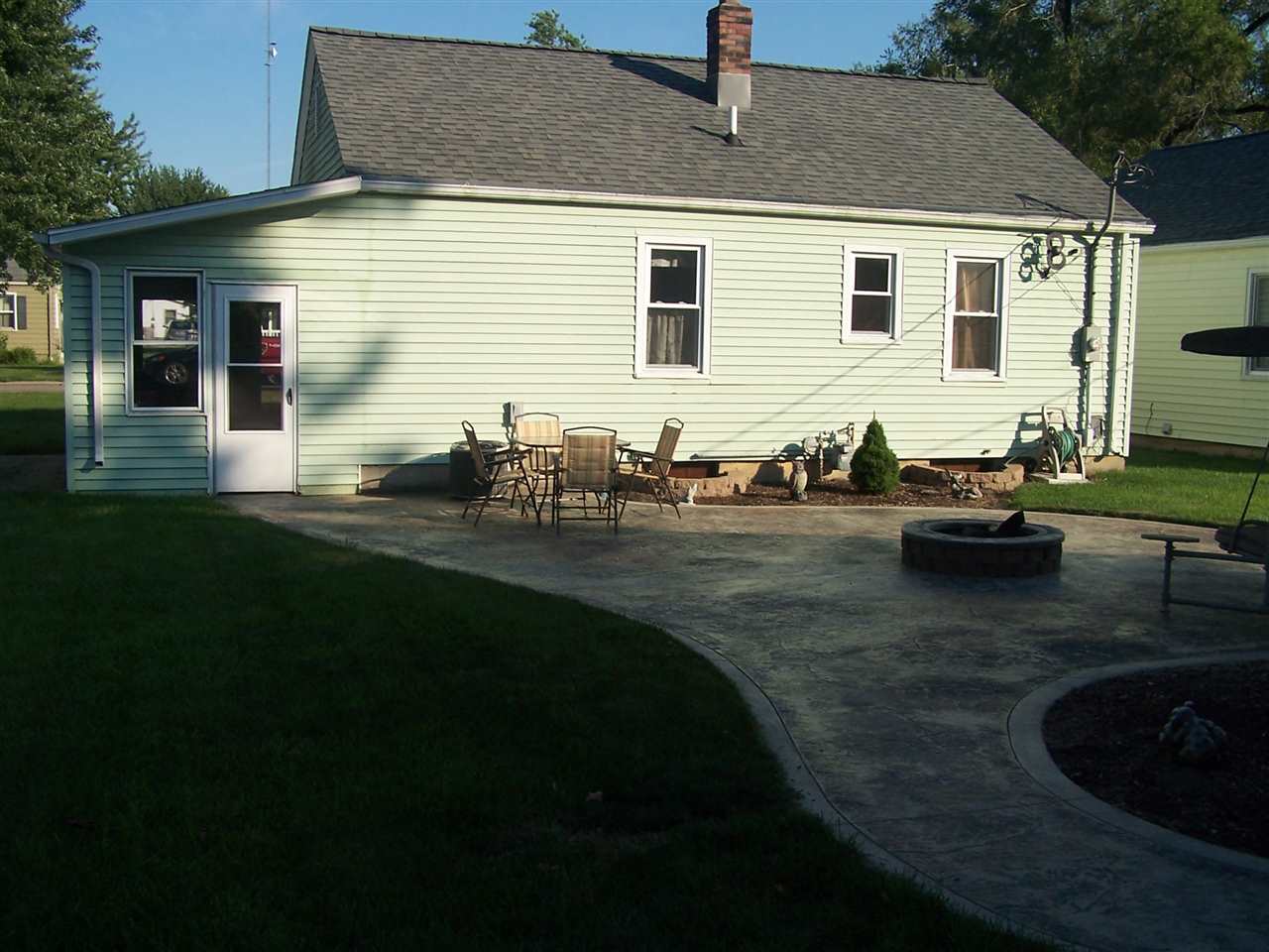 364 Stevenson Street Decatur, IN 46733 - Photo 3 of 4