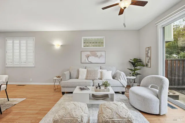 $575,000 | 384 Mark West Commons Circle, Santa Rosa, CA 95403