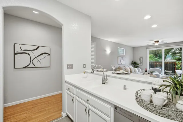 $575,000 | 384 Mark West Commons Circle, Santa Rosa, CA 95403