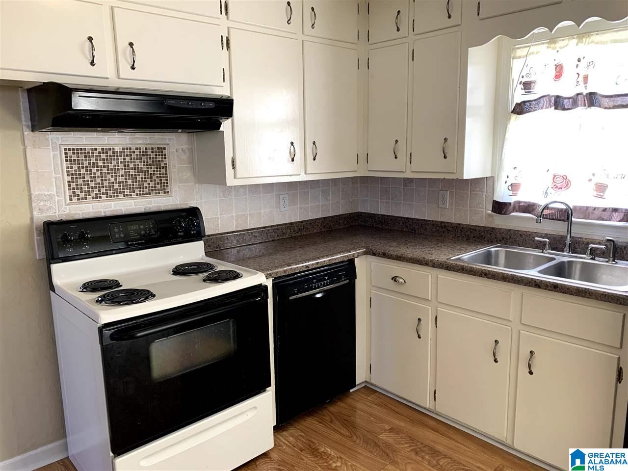 2804 9th Street Northeast Birmingham, AL 35215 - Photo 8 of 27