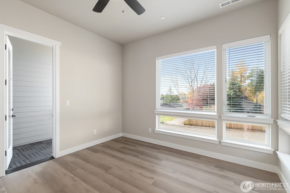 6609 South 128th Street Seattle, WA 98178 - Photo 17 of 27