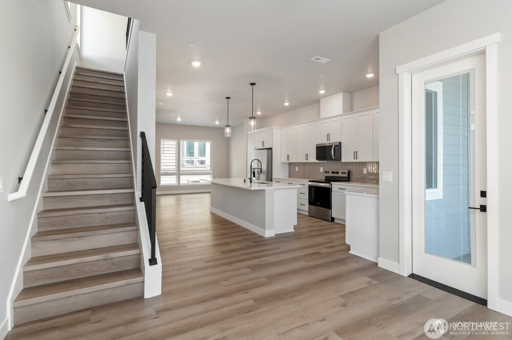 6609 South 128th Street Seattle, WA 98178 - Photo 18 of 27