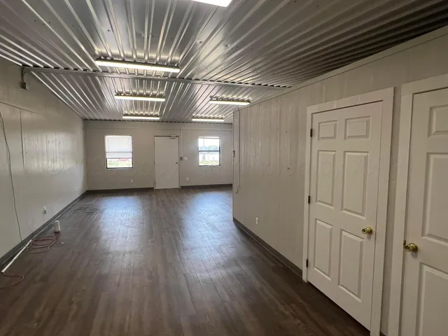 $95,000 | 803 Highway 83, Childress, TX 79201