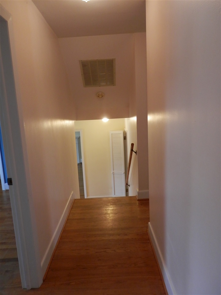 1235 Chatham Road Waynesboro, VA 22980 - Photo 13 of 38 Gallery Image 13