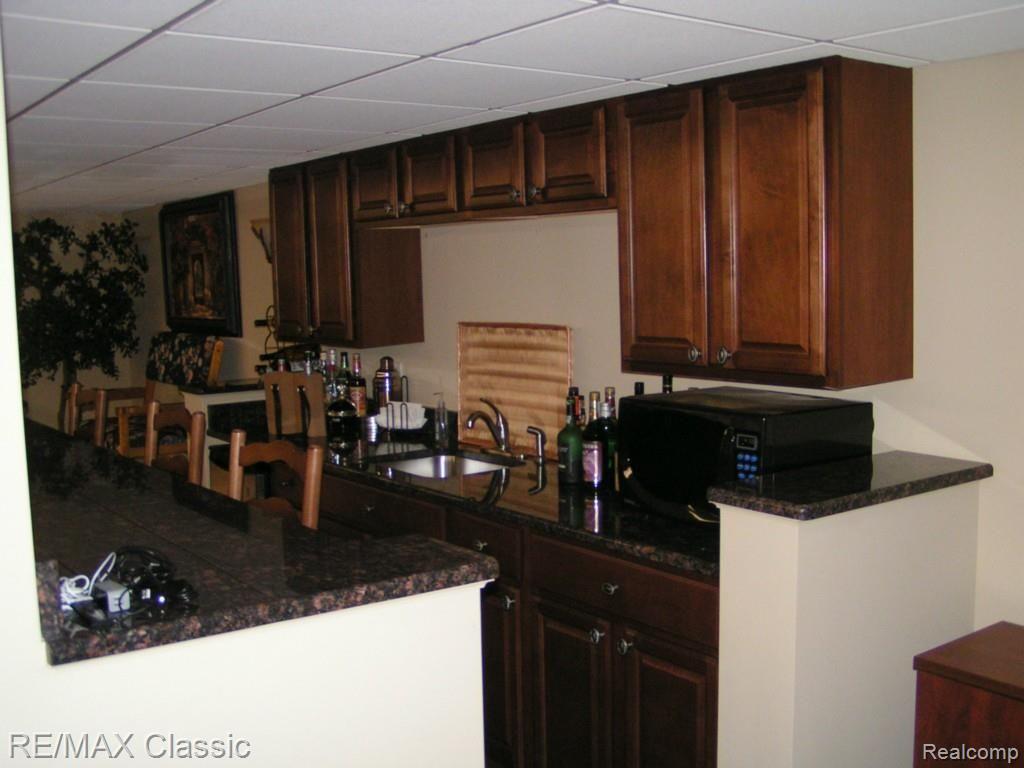 16301 Moore Park Road Macomb, MI 48044 - Photo 44 of 52 PICT0753.jpg