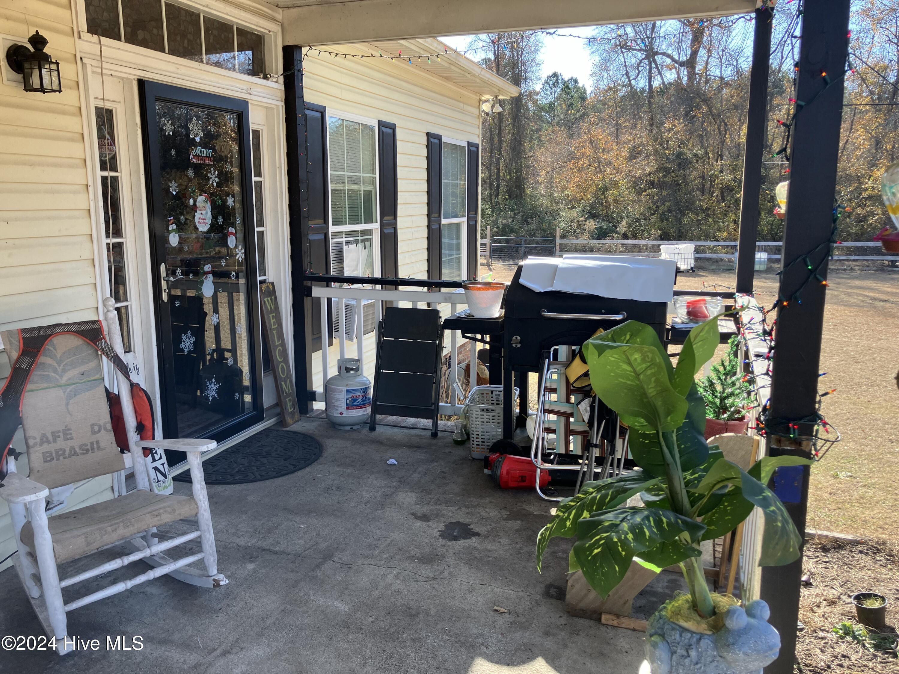 8504 Johns Mill Road Maxton, NC 28364 - Photo 4 of 34 IMG_0339