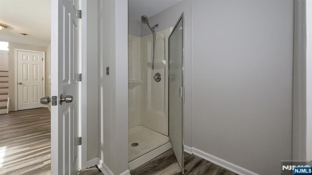 71 Chestnut Street Lodi, NJ 07644 - Photo 29 of 35
