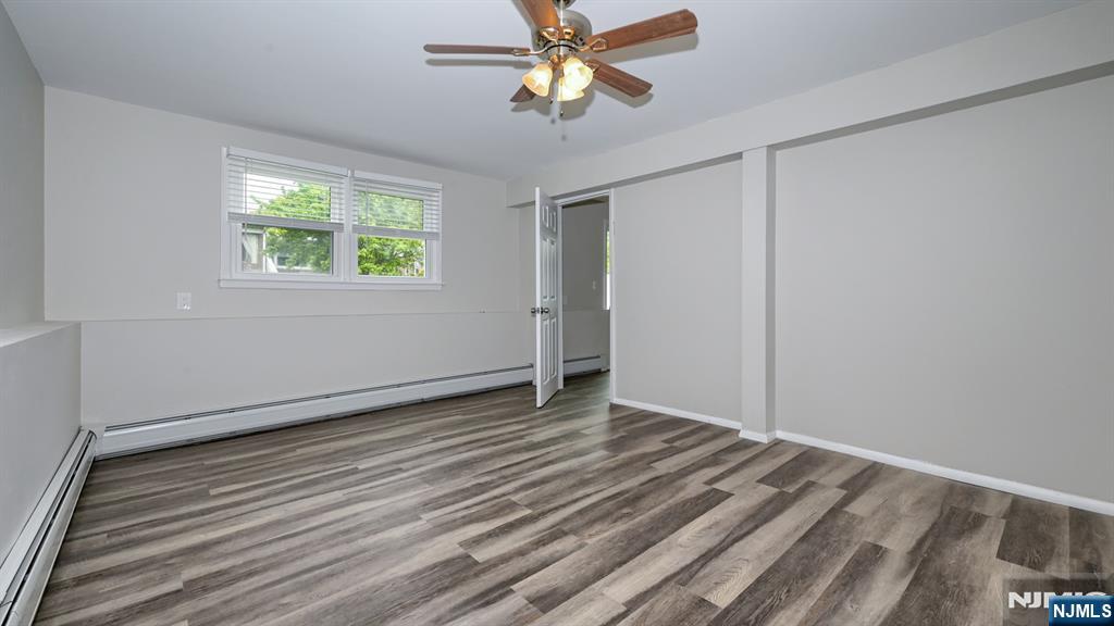 71 Chestnut Street Lodi, NJ 07644 - Photo 33 of 35